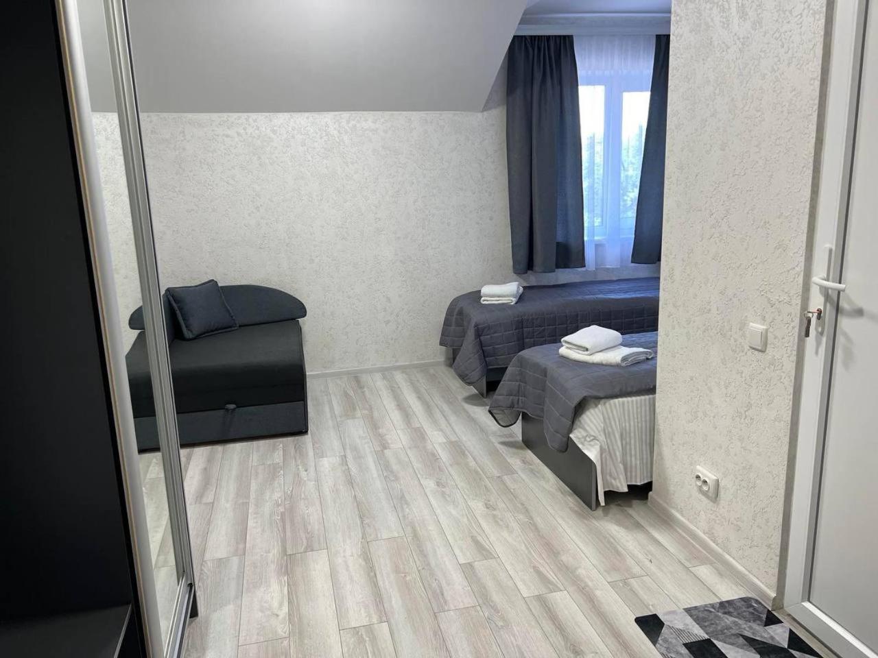 Sadyba Magnat Hotel Dilyatyn Buitenkant foto