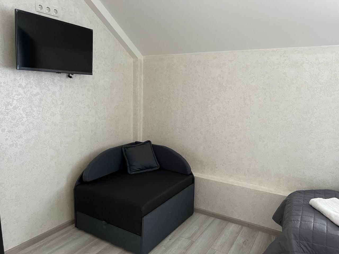 Sadyba Magnat Hotel Dilyatyn Buitenkant foto