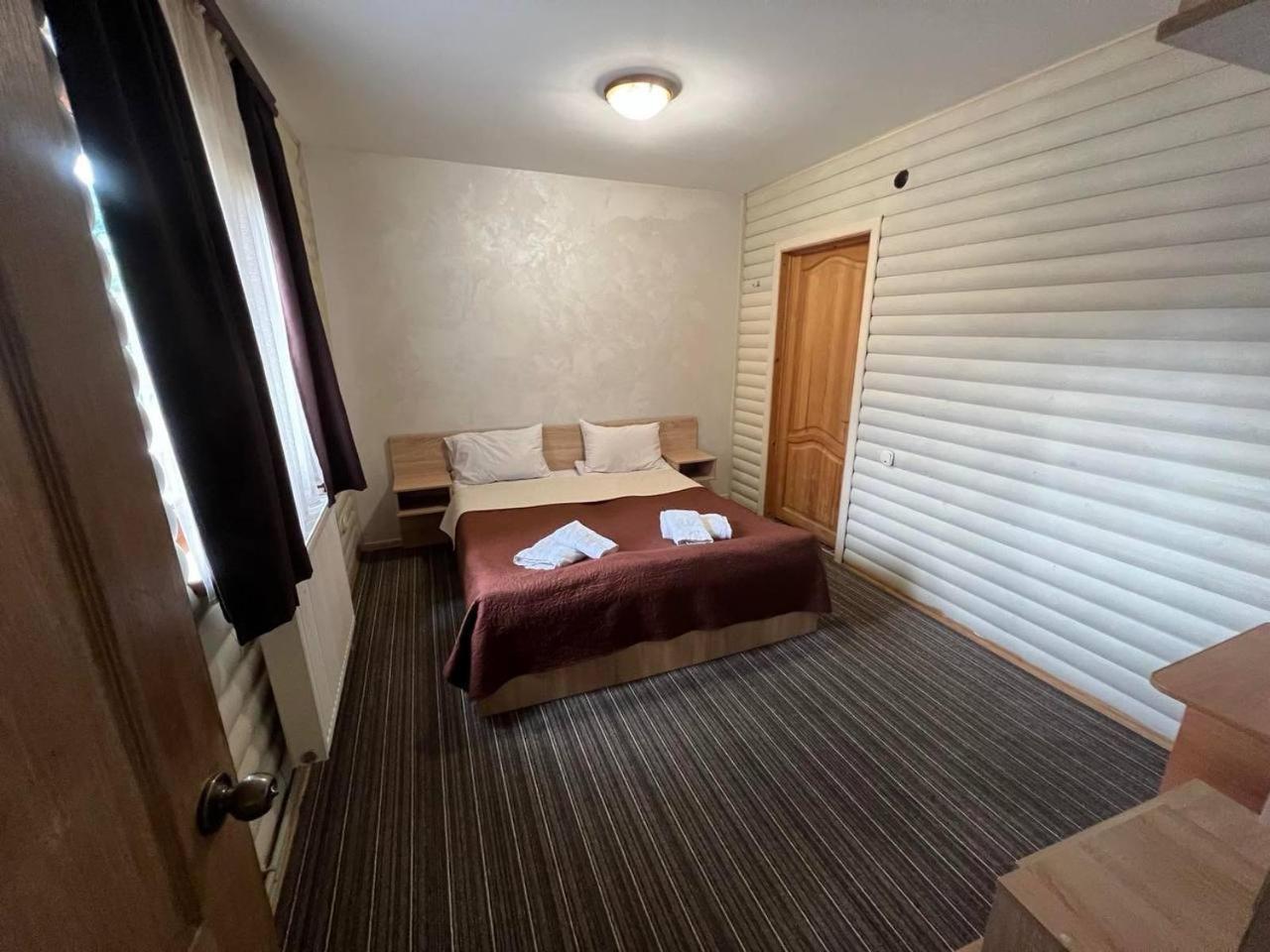 Sadyba Magnat Hotel Dilyatyn Buitenkant foto