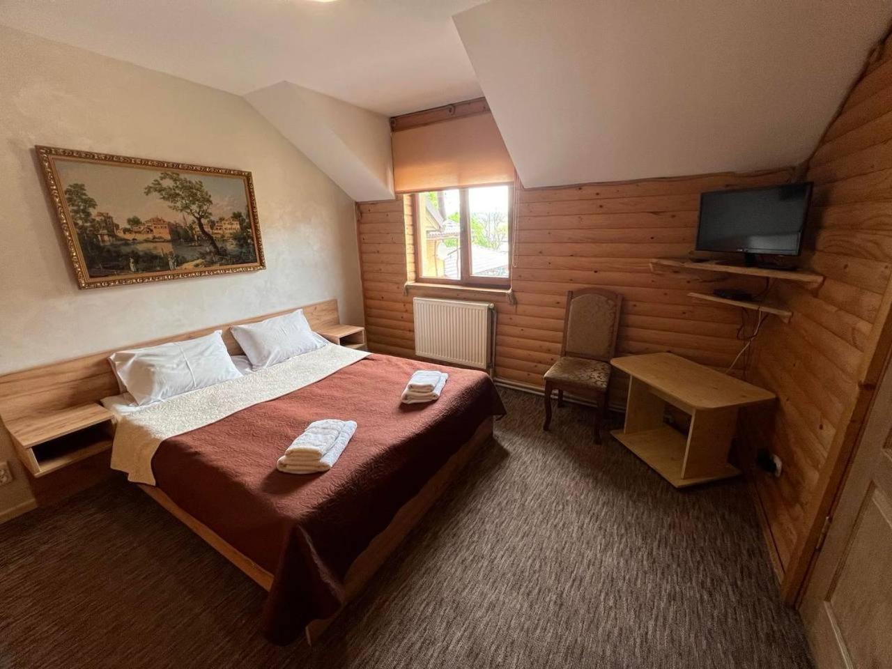 Sadyba Magnat Hotel Dilyatyn Buitenkant foto