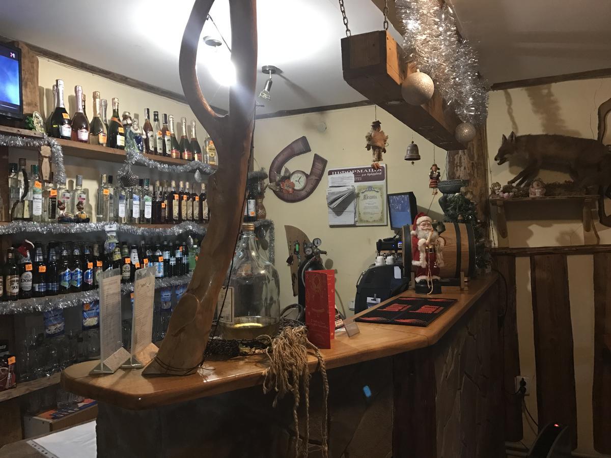 Sadyba Magnat Hotel Dilyatyn Buitenkant foto